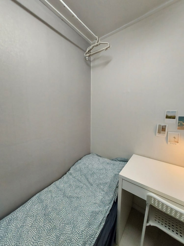 Deluxe Room, Women only, Non Smoking, Shared Bathroom(416)(Self check-In Hotel,Please contact HOTEL)