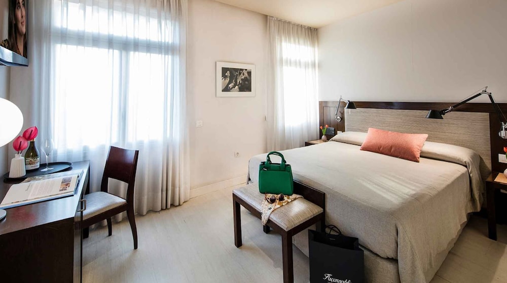 Deluxe Twin Room (Exterior) photo 2