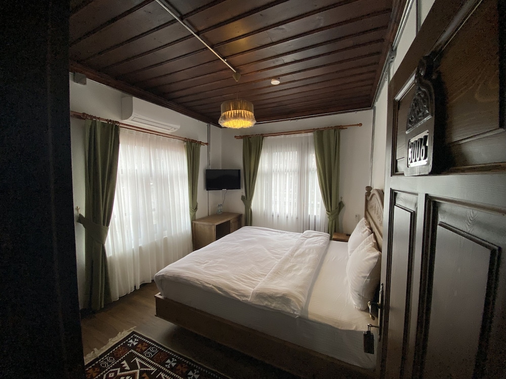 Deluxe Room, Balcony, River View