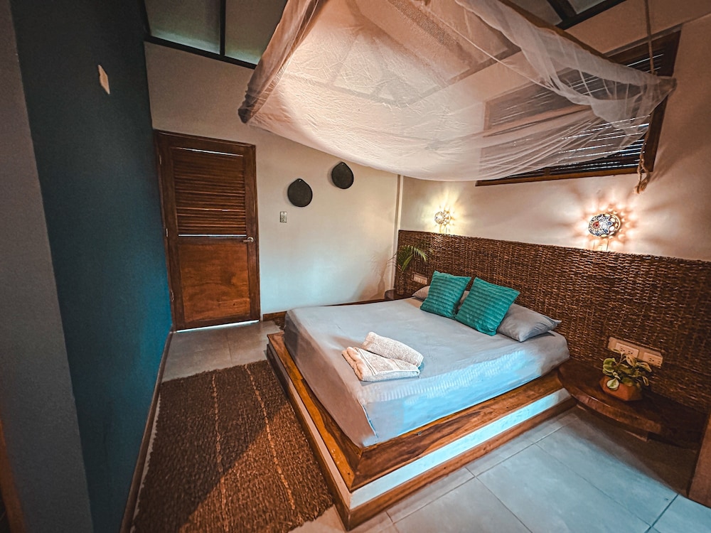 Superior Room, 1 Double Bed, Ensuite, Pool View