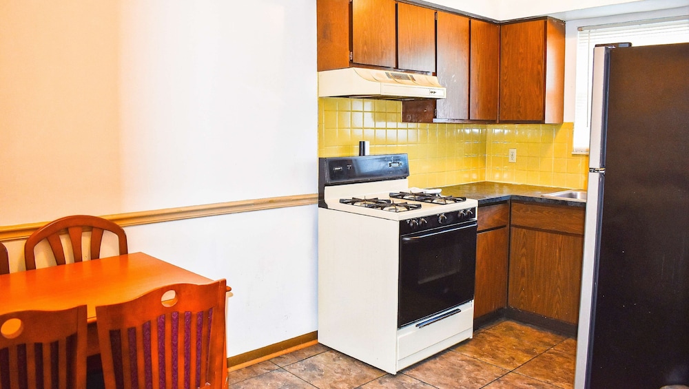 Suite, 2 Double Beds, Non Smoking, Kitchen - Photo 9