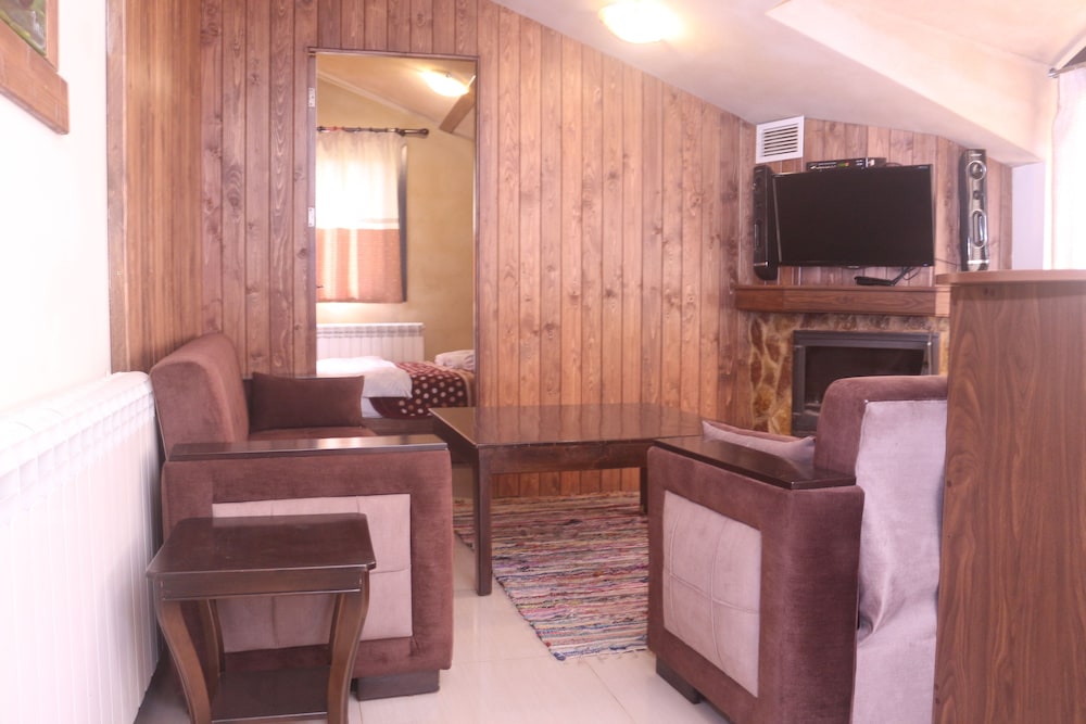 Suite, 1 Bedroom photo 3