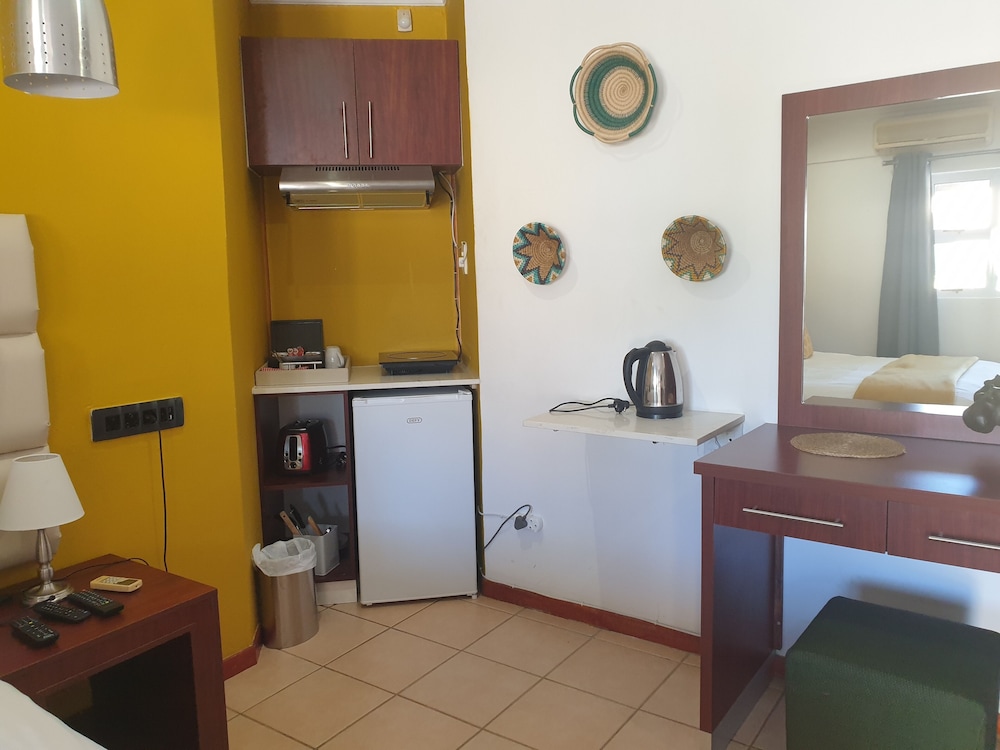 Economy Double Room photo 3