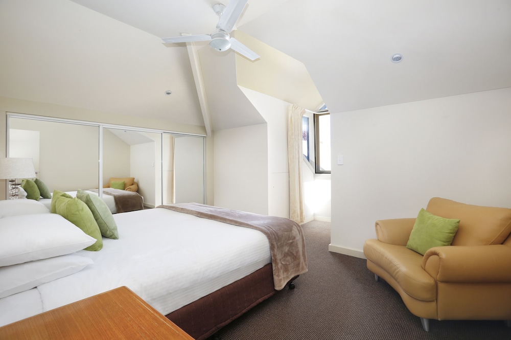 Three Bedroom Apartment