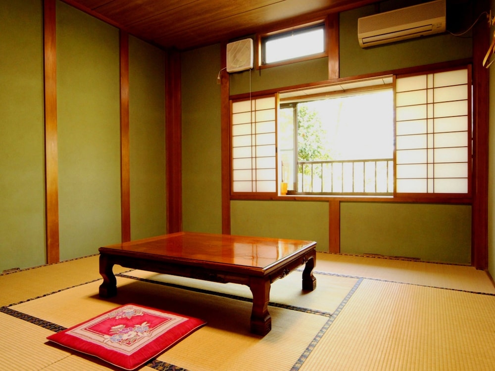 Japanese-Style Room For 4 Guests photo 1