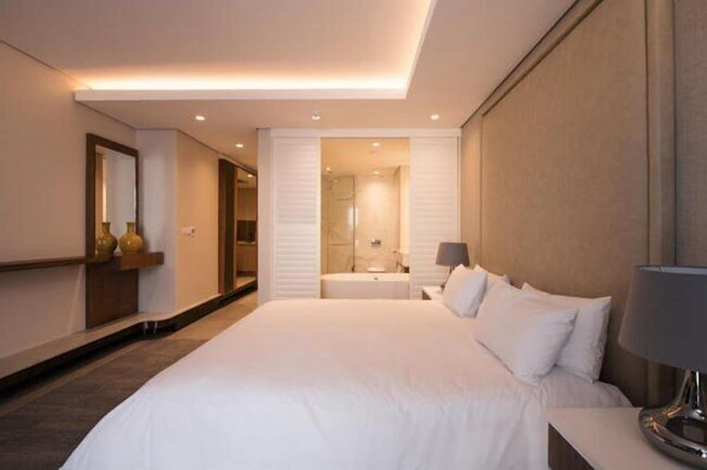 Luxury Suite, 1 Bedroom photo 2