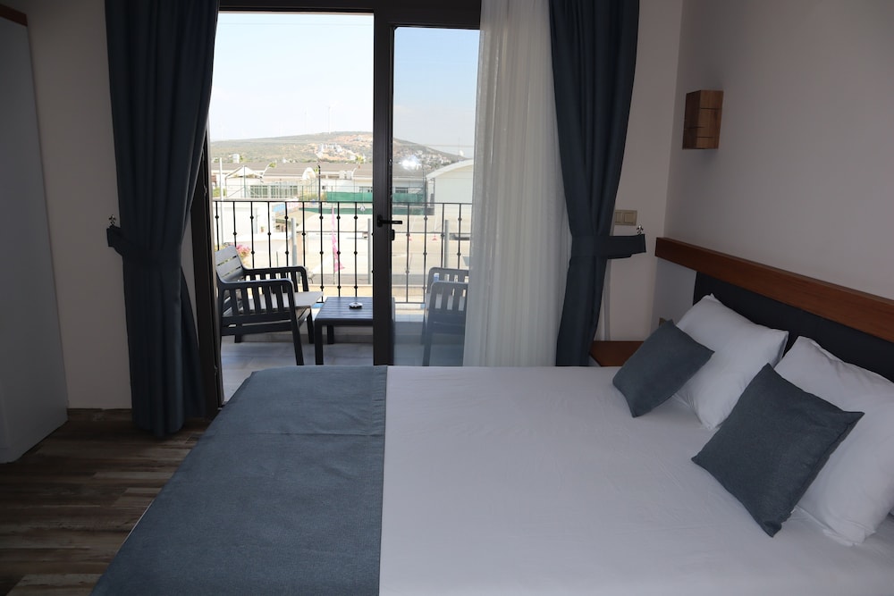 Aurora View Room with Double Balcony photo 2