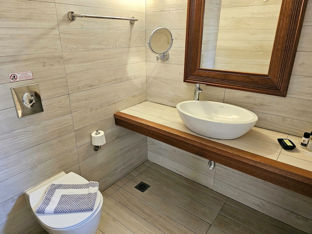 Superior Room - Photo 5