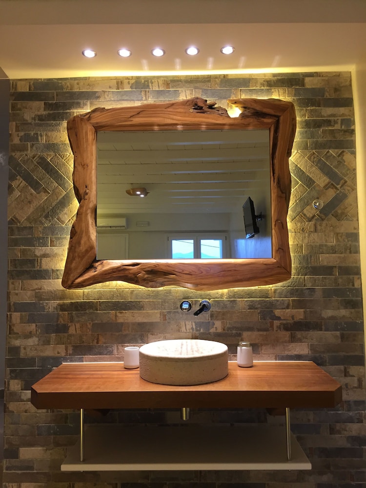 Junior Suite, City View photo 3