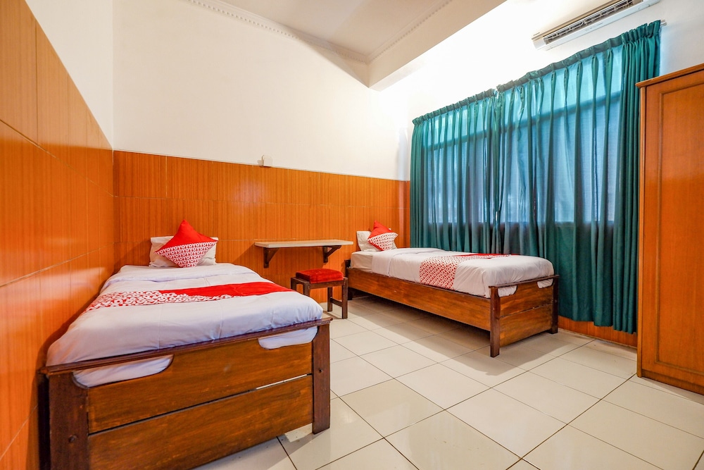 Standard Twin Room photo 1