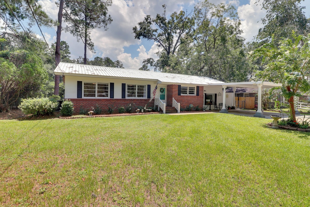 House (4 Bedrooms) photo 2