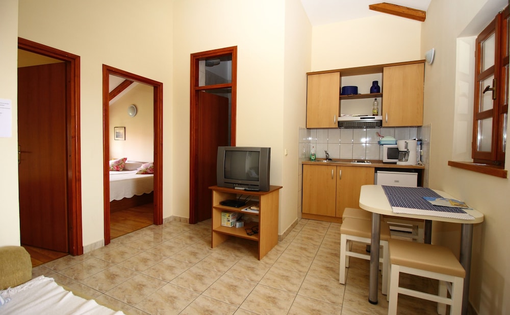 Apartment, Terrace, Sea View photo 2