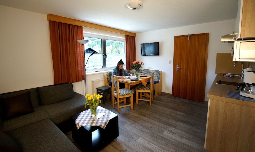 Standard Apartment, 1 Bedroom, Balcony, Mountain View (Grubigstein) photo 3