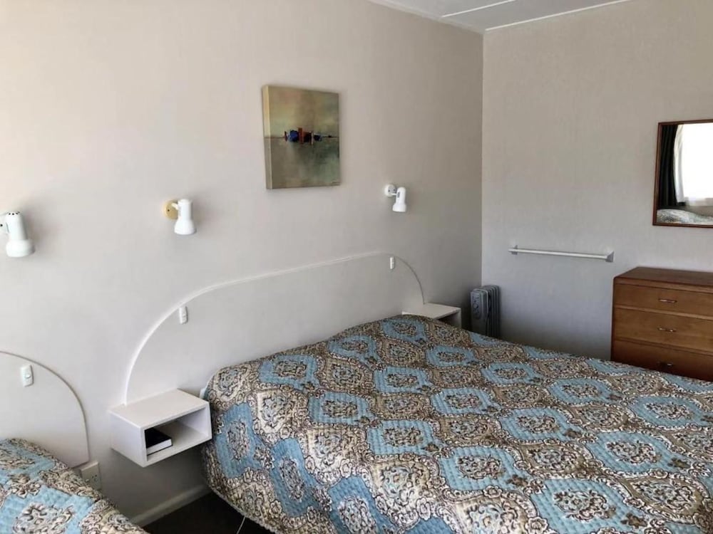 Standard Suite, 1 Bedroom, Non Smoking, Kitchenette photo 1