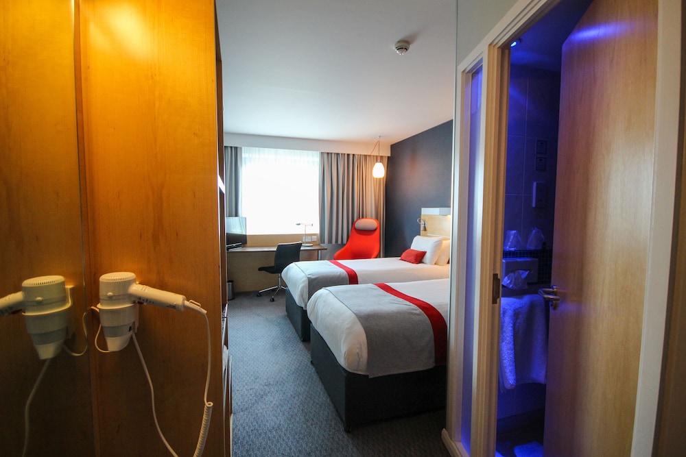 Standard Room, 2 Twin Beds - Photo 3