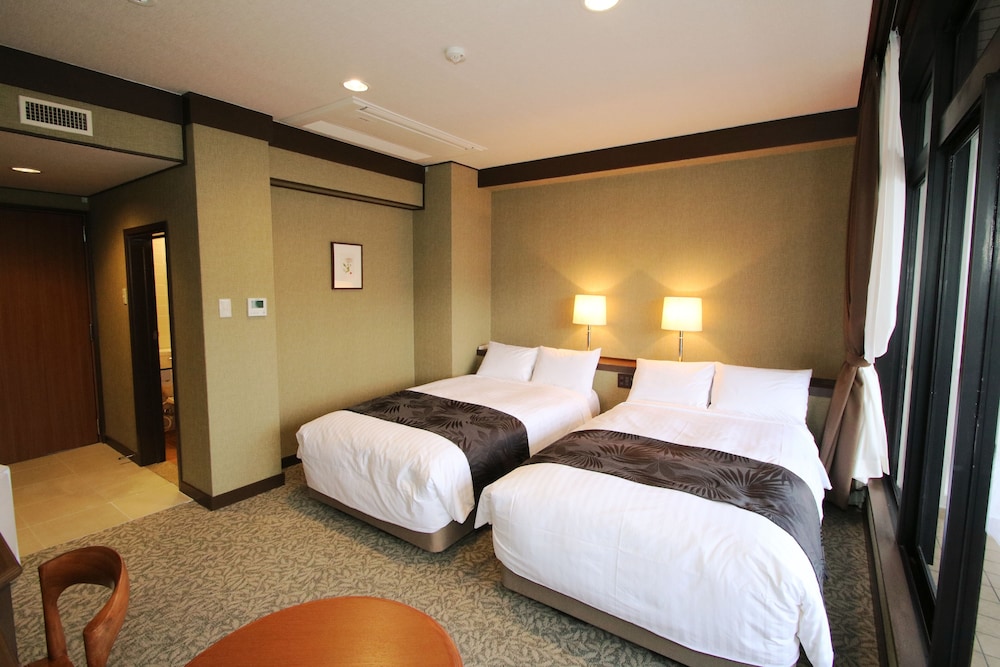 Garden View Twin with Veranda, Italian Dinner, Non Smoking(Adventure World ticket)