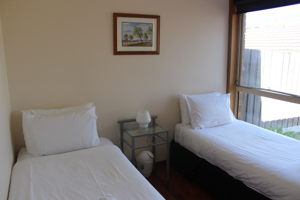 Three Bedroom Apartment photo 3