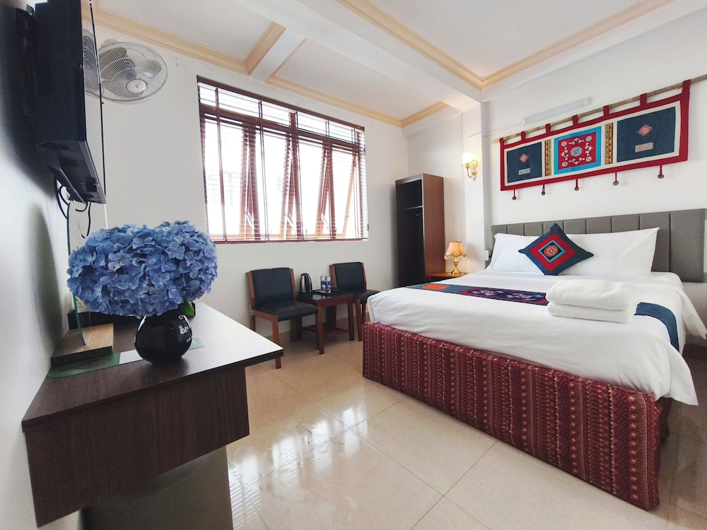 Luxury Double Room, City View