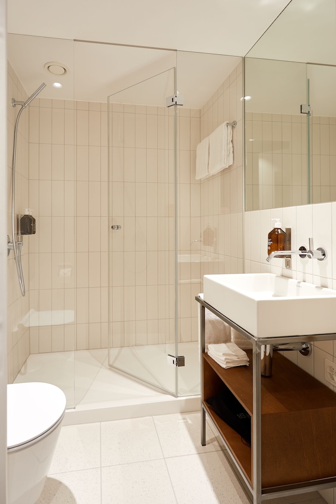 Double Room - Photo 6