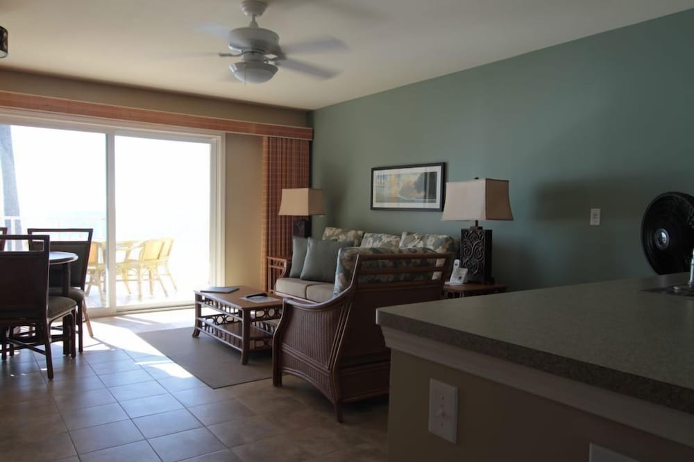 Room, 2 Bedrooms - Photo 5