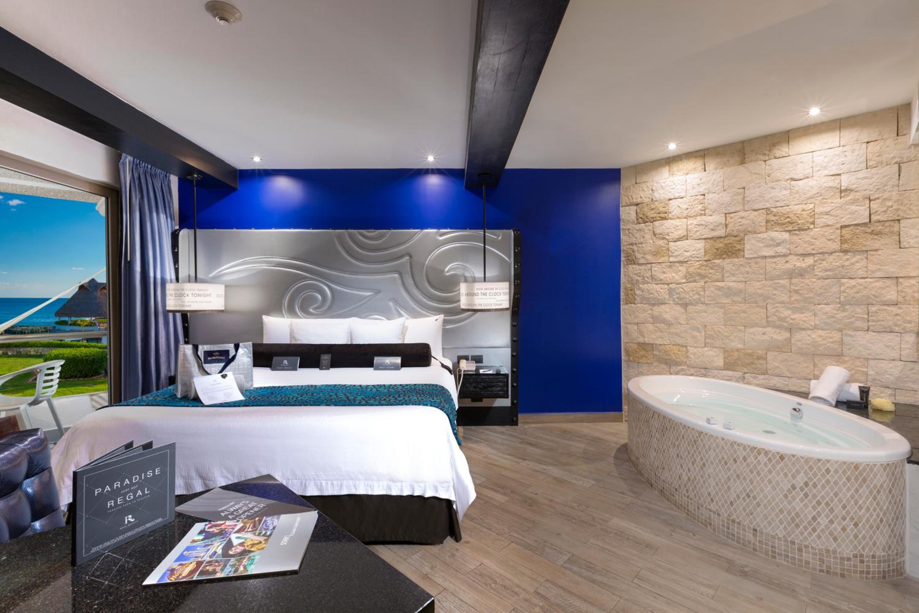 Platinum Deluxe Double Room with Terrace