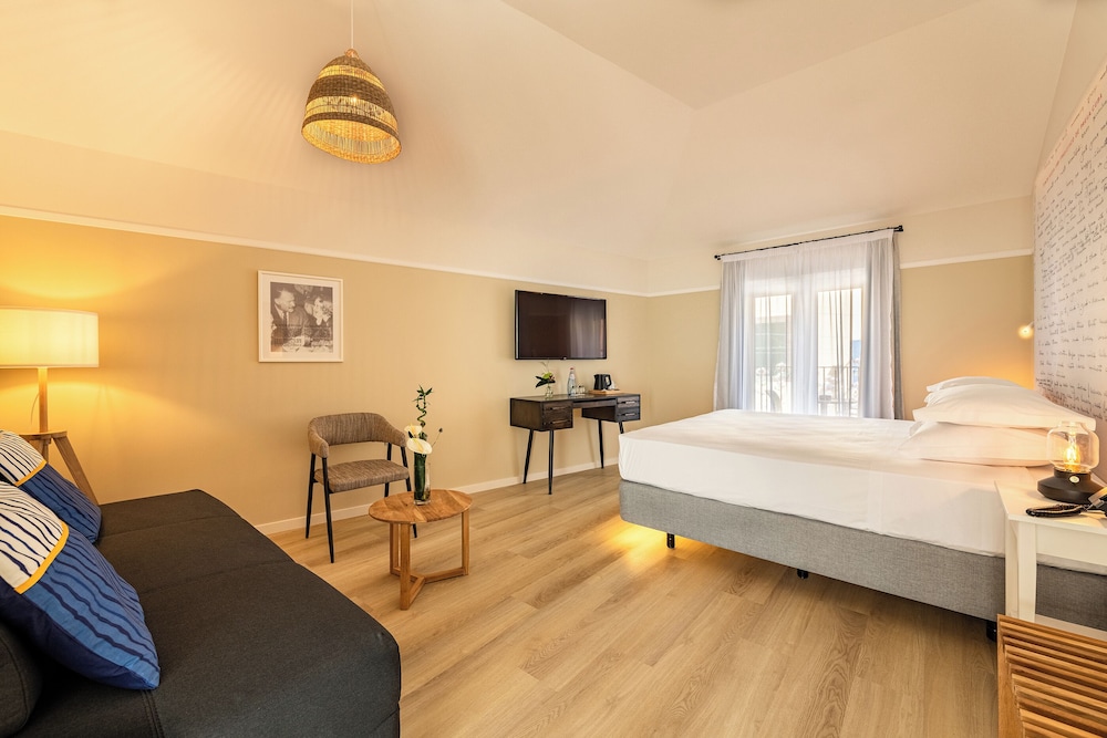 Family Triple Room - Photo 2