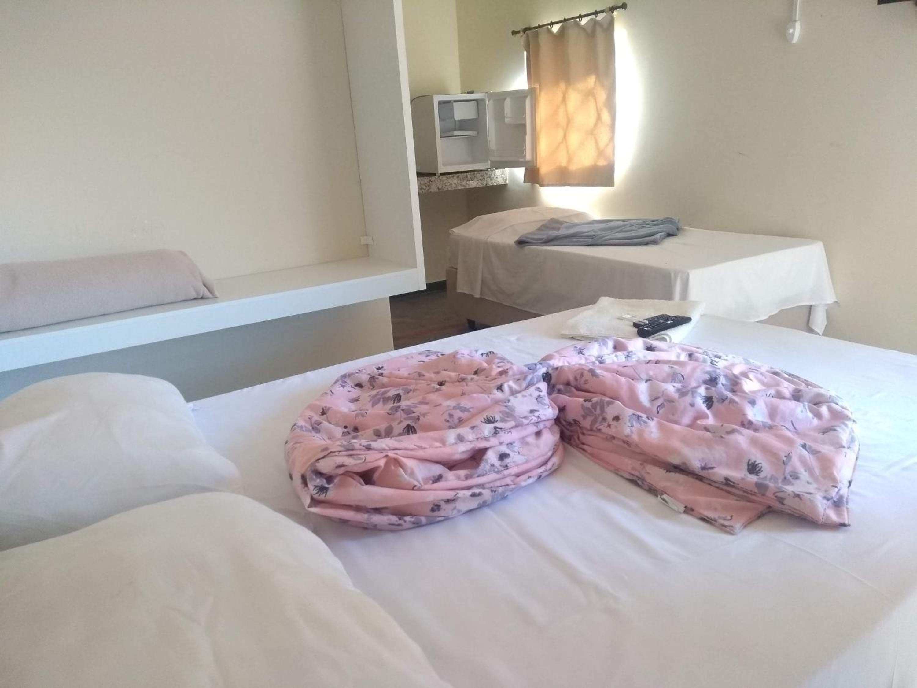 Triple Room with Pool View photo 2