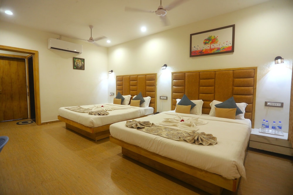 Family Room - Photo 1