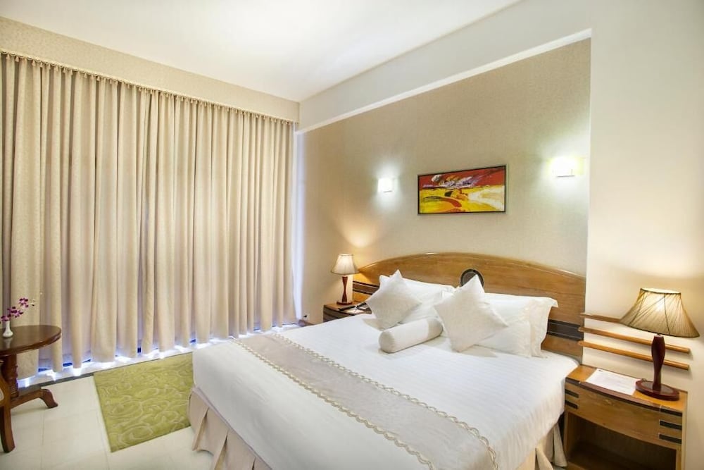 Deluxe Double Room, 1 Double Bed, Non Smoking, City View