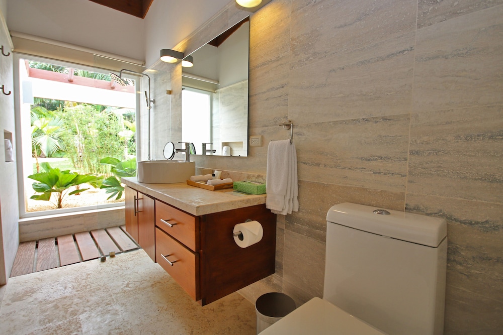 Four Bedroom Garden Villa