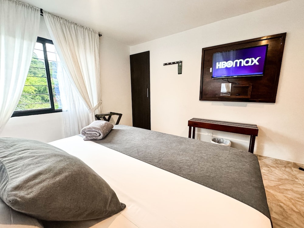 Superior Triple Room, Mountain View, Tower