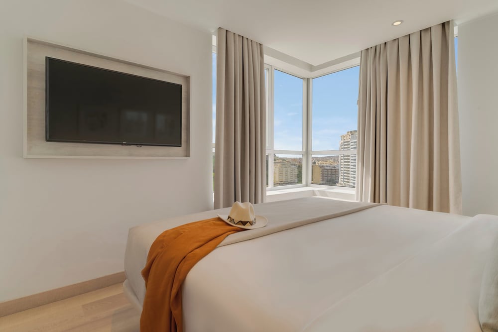 Family Suite, 2 Bedrooms - Photo 4