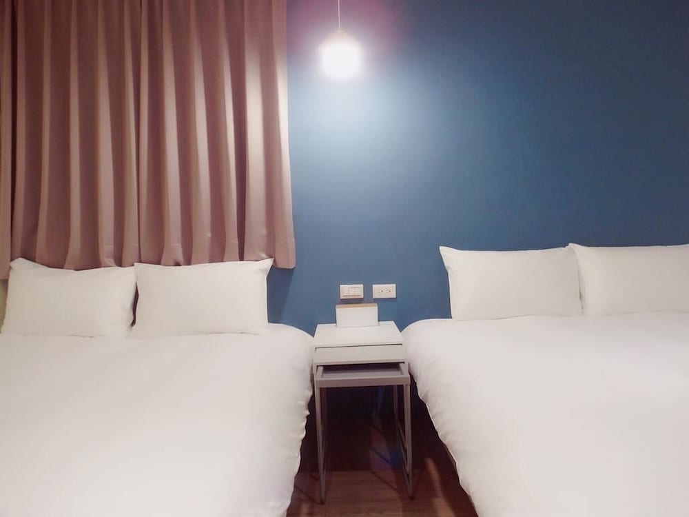 Classic Quadruple Room - Photo 2