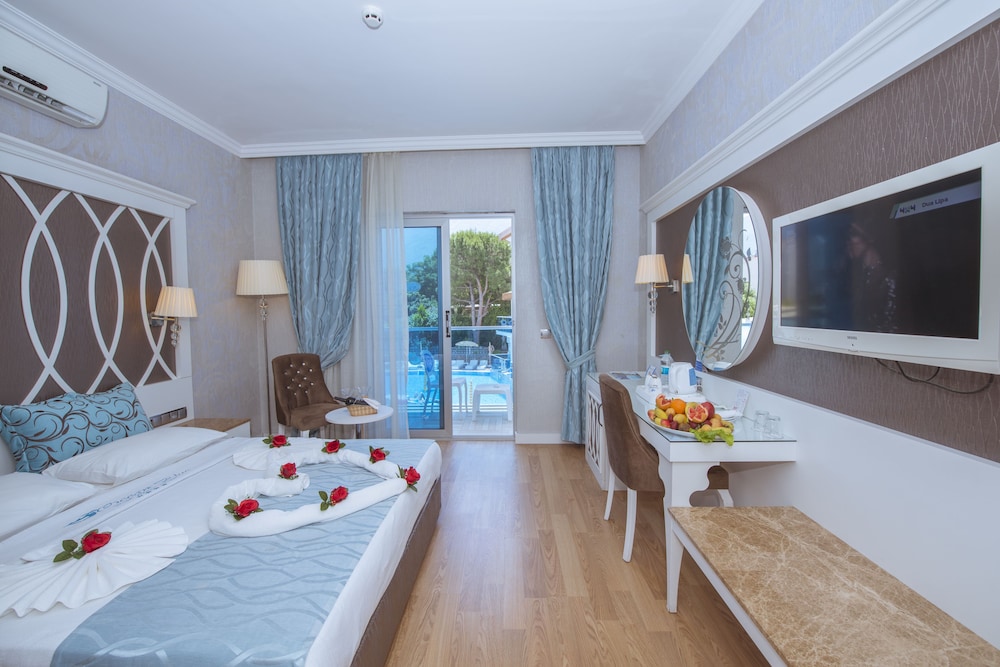 Chambre Standard, vue piscine
