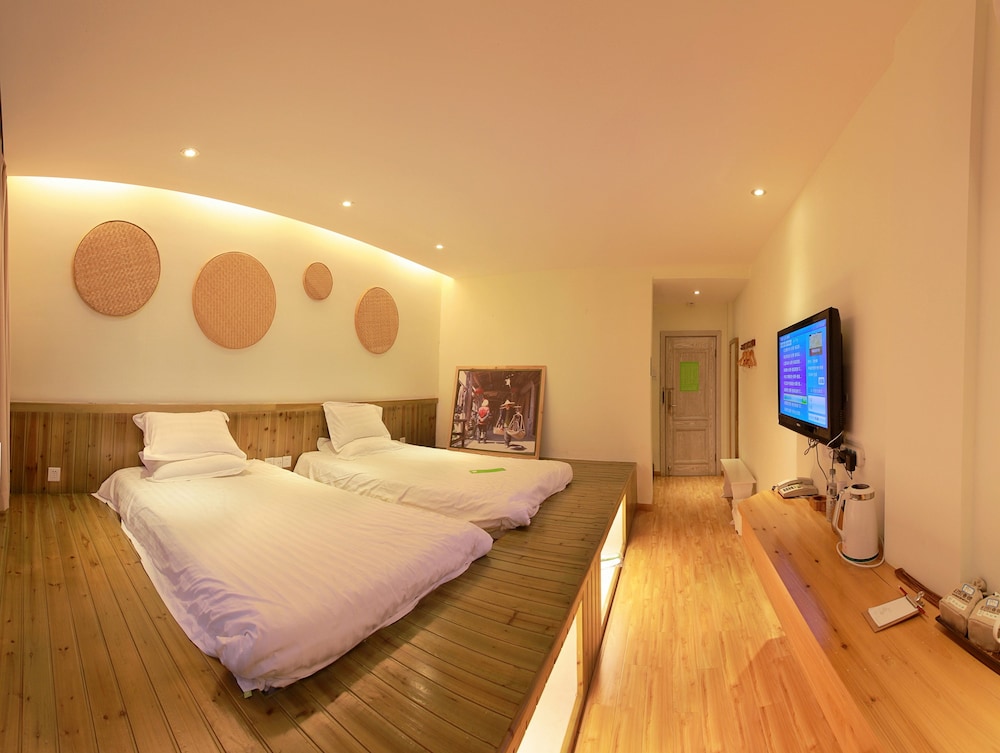 Comfort Triple Room, Multiple Beds photo 1