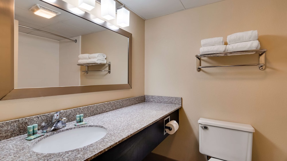 Standard Townhome, Multiple Beds, Non Smoking, Refrigerator & Microwave (Walk-in Shower) photo 3