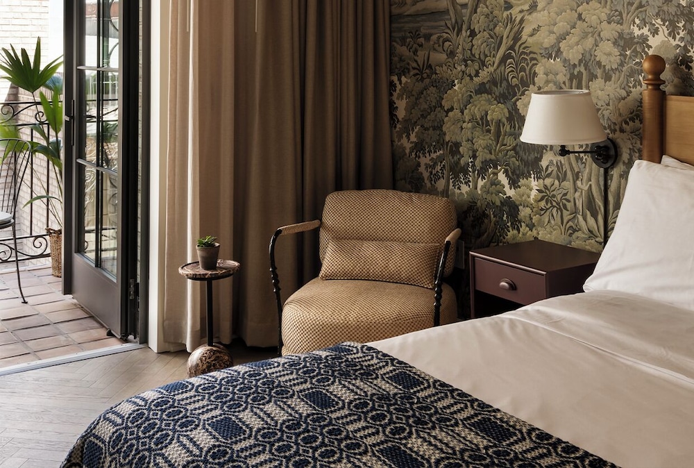 Room, 1 King Bed, Balcony