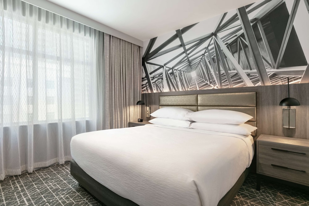 Suite, 1 King Bed, Non Smoking