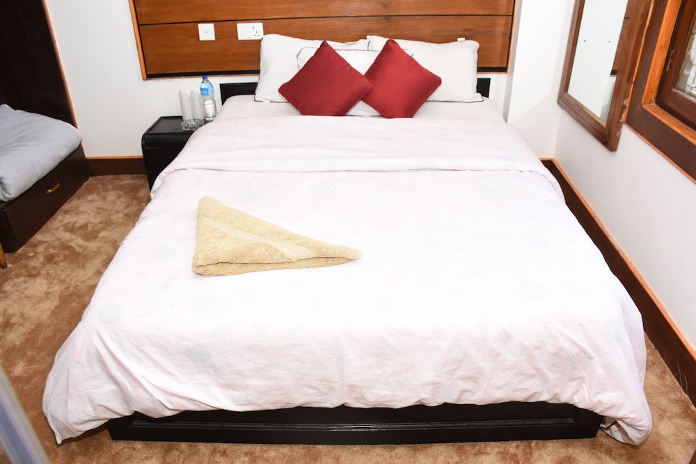 Deluxe Double Room, Smoking, Mountain View photo 1