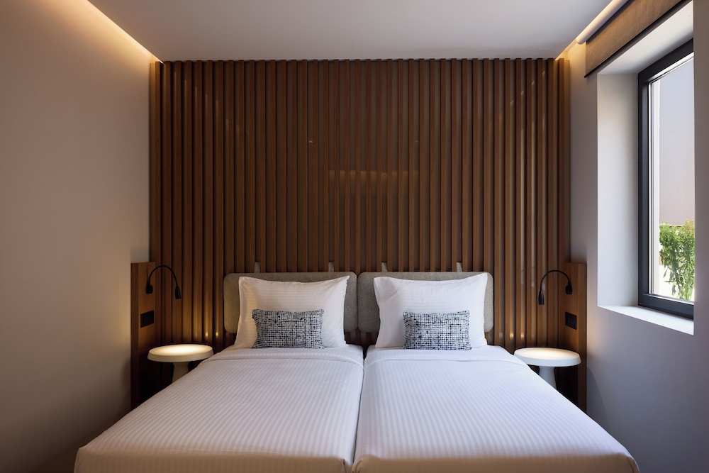 Suite, Private Pool, Sea View (Family) photo 2