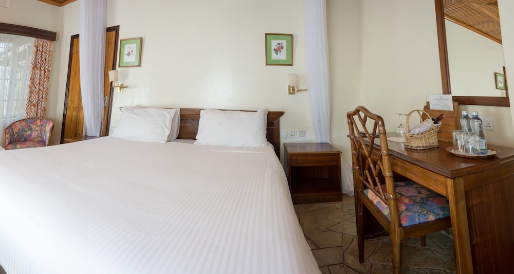 Standard Room, 2 Twin Beds photo 3