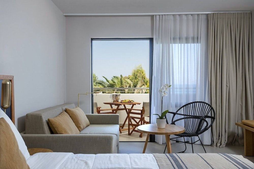 Junior Suite, Sea View photo 3