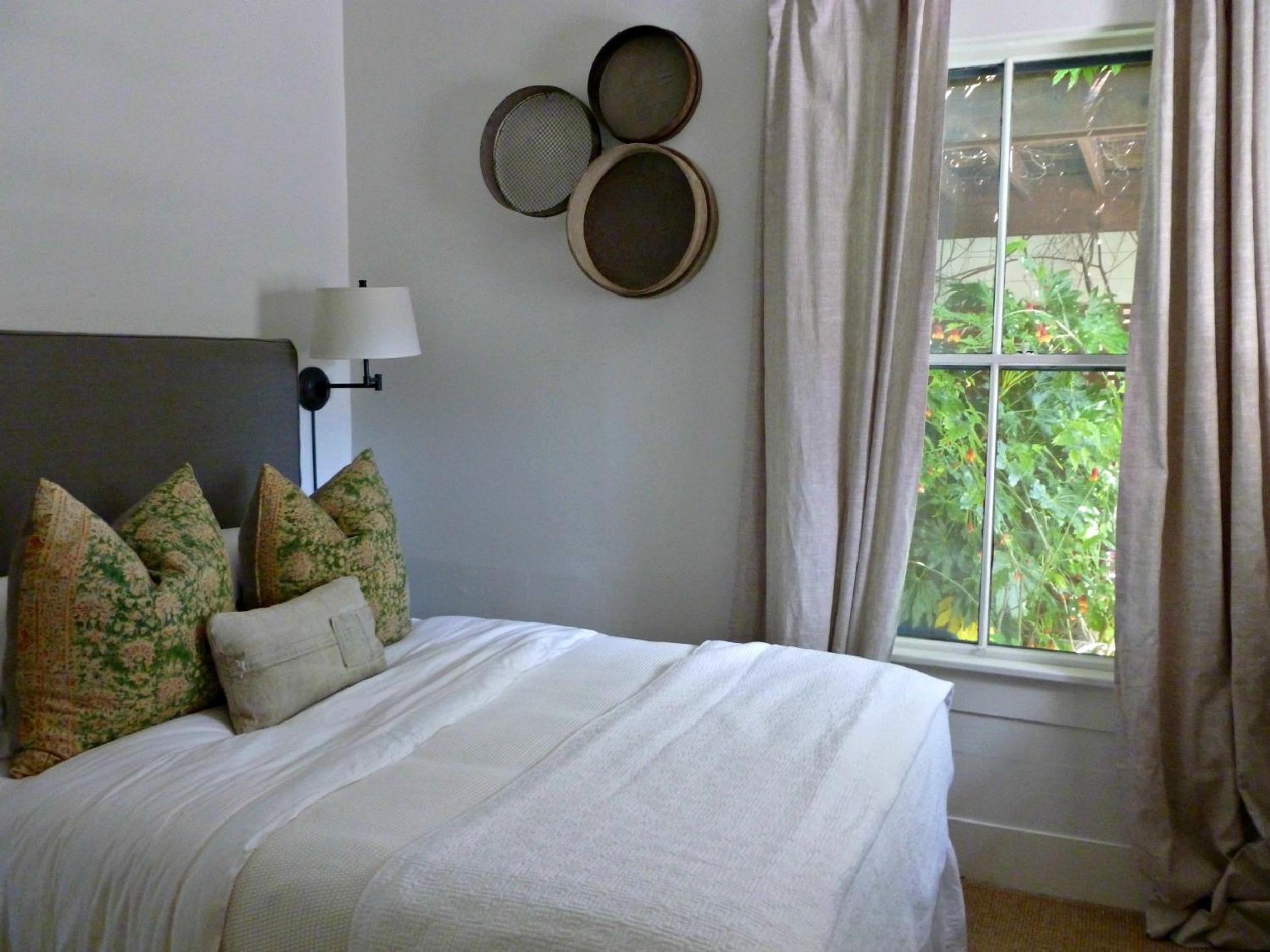 Queen Suite with Spa Bath