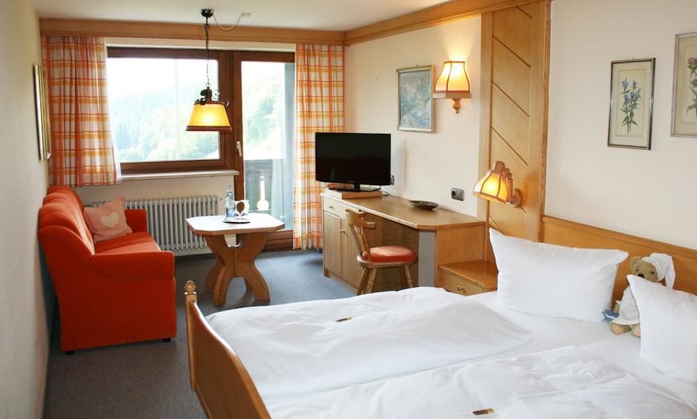 Double Room, Balcony (facing south) photo 1