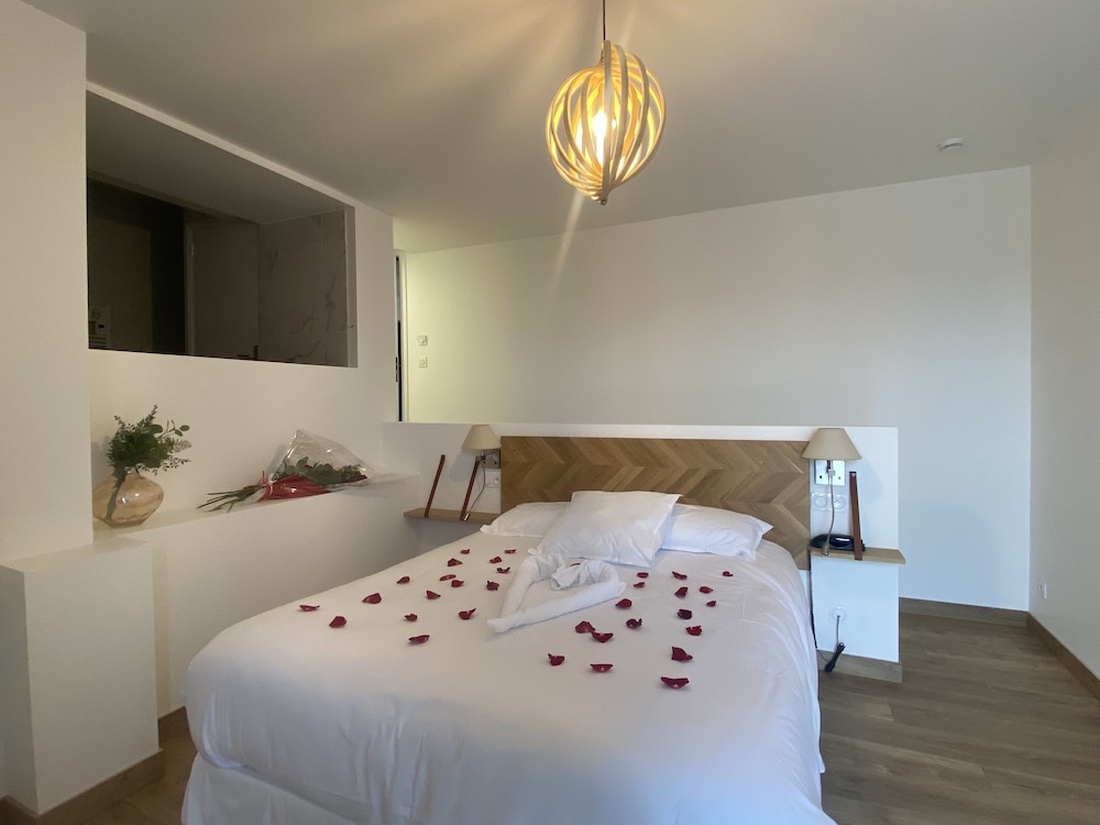Double Room, Balcony - Photo 1