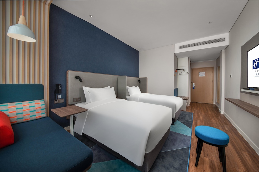 Standard Room, 2 Twin Beds - Photo 1