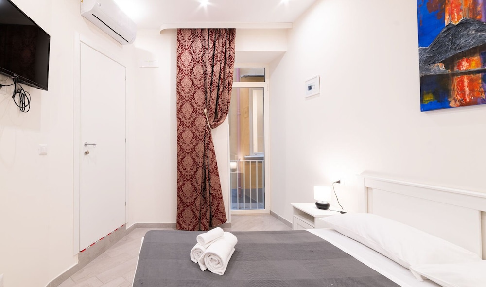 Basic Double Room