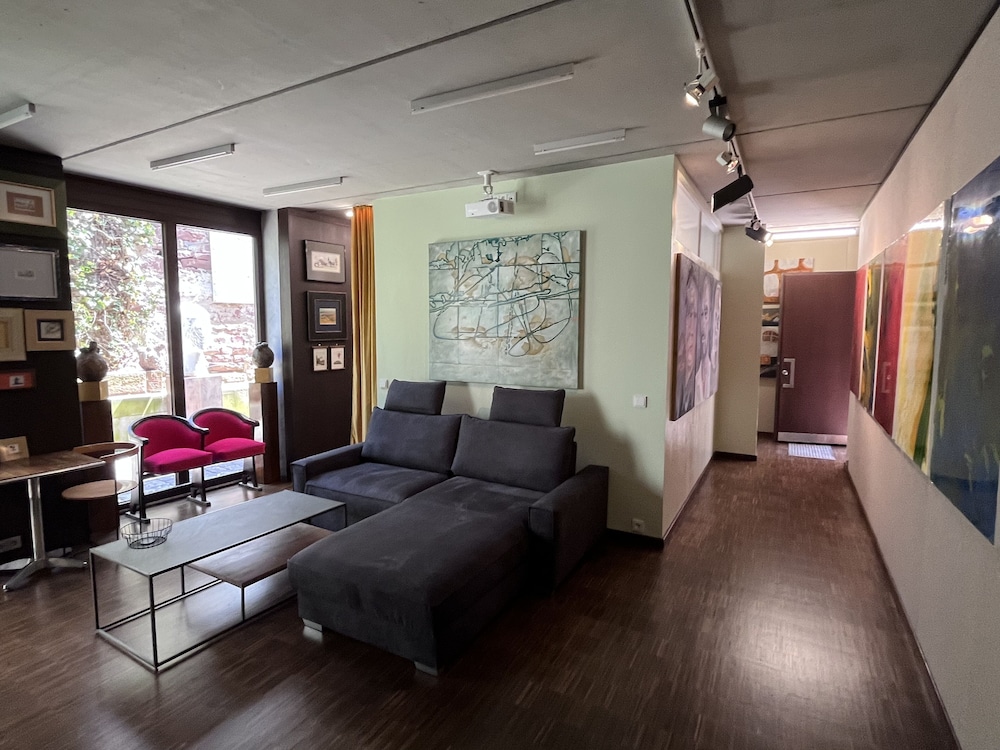 Deluxe Condo, 1 King Bed With Sofa Bed, Accessible, Terrace