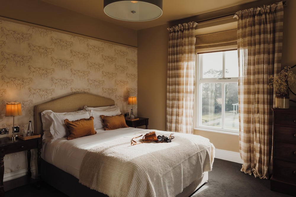 Deluxe Double Room, Garden View