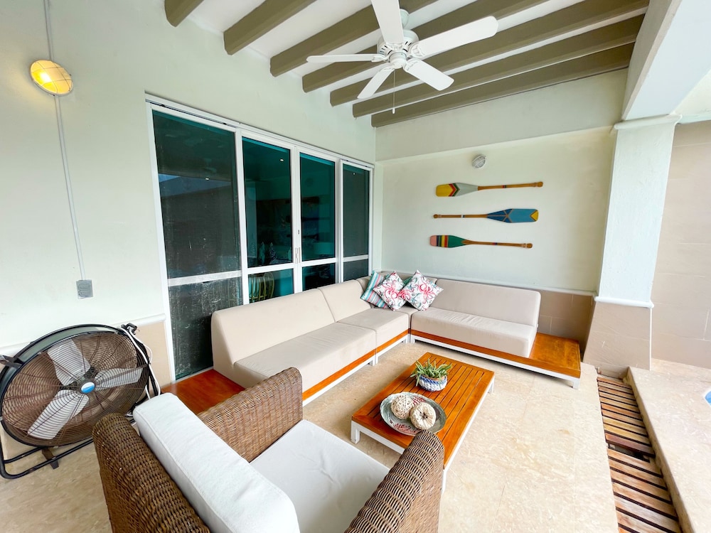Family Villa photo 3